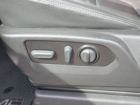 Used 2021 GMC Sierra 1500 Denali w/ Driver Alert Package II image 11