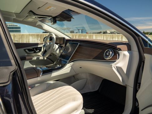 Certified 2023 Mercedes-Benz EQS 450+ 4MATIC Sedan image 30