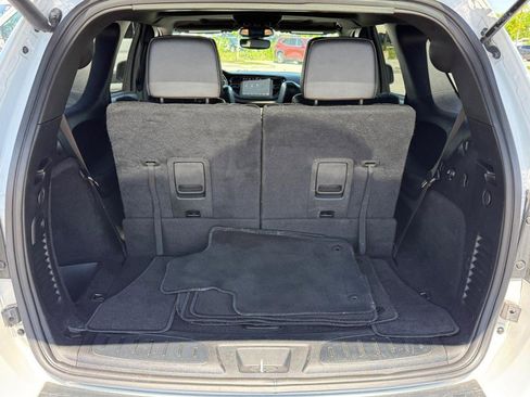 Used 2022 Dodge Durango R/T w/ Blacktop Package AWD/4WD image 4