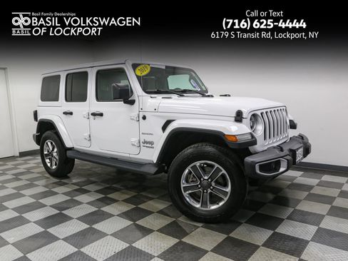 Used 2019 Jeep Wrangler Unlimited Sahara w/ Dual Top Group image 1