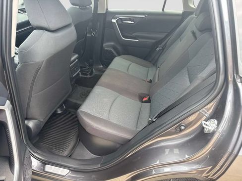 Used 2025 Toyota RAV4 XLE w/ Convenience Package AWD/4WD image 16