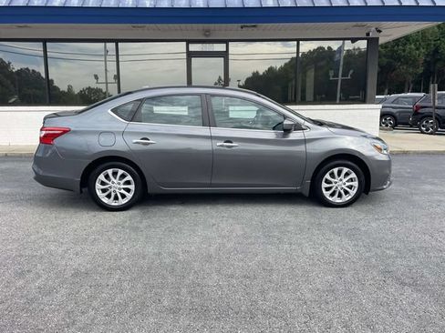Used 2018 Nissan Sentra SV FWD image 7