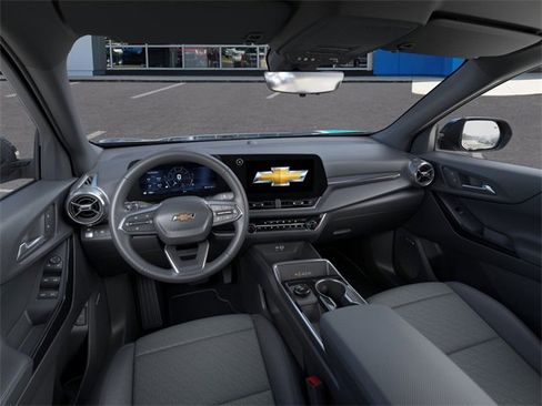 New 2026 Chevrolet Equinox LT image 15