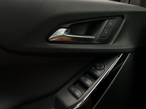 Used 2025 Chevrolet Equinox LT image 20