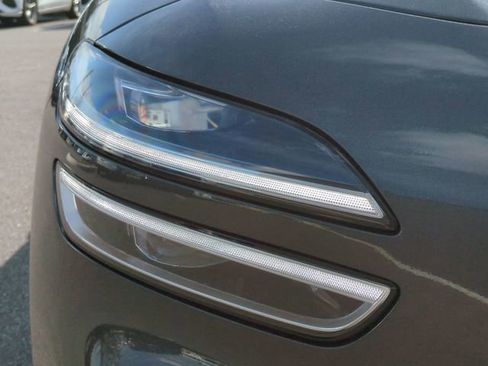 Used 2026 Genesis G70 2.5T Prestige image 10