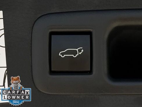 Used 2024 Toyota Highlander XLE FWD image 27