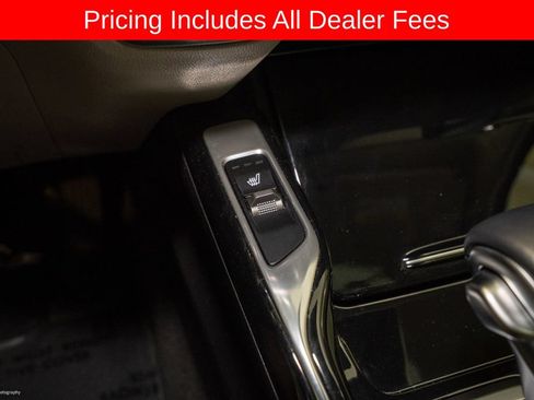 Certified 2023 Kia Sorento SX AWD/4WD image 17