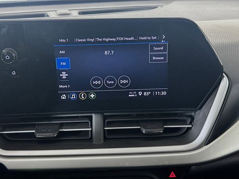 Used 2025 Chevrolet Trax LS FWD image 19