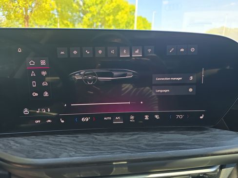 Certified 2025 Audi Q5 Premium w/ Premium Plus AWD/4WD image 19