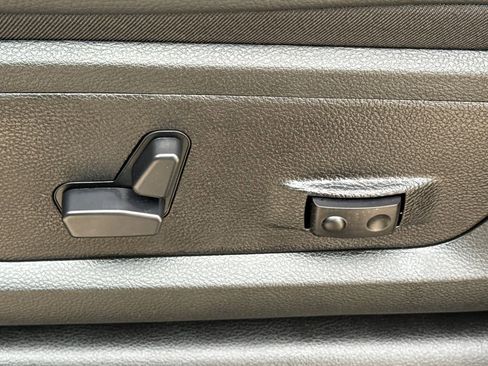 New 2026 RAM 2500 Laramie AWD/4WD image 23