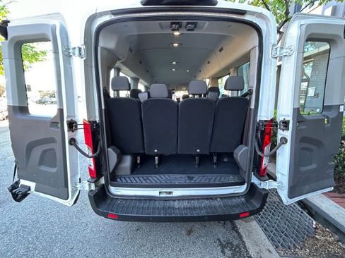 Used 2023 Ford Transit 350 XLT image 31