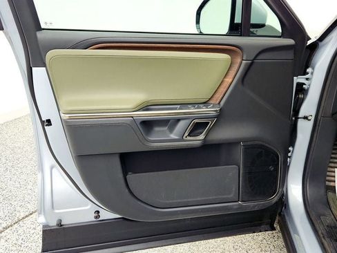 Used 2023 Rivian R1T Adventure image 11