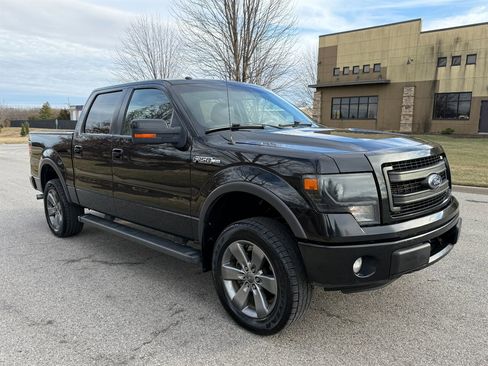 Used 2014 Ford F150 FX4 w/ Equipment Group 402A Luxury image 4