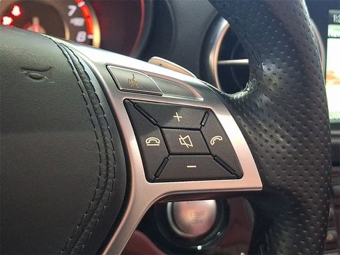 Used 2016 Mercedes-Benz SL 550 image 16