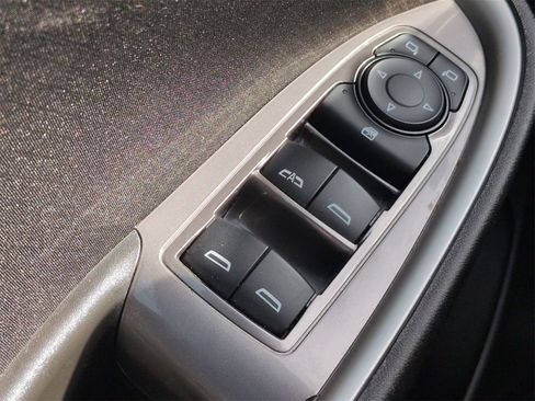 Used 2025 Chevrolet Malibu LT image 27