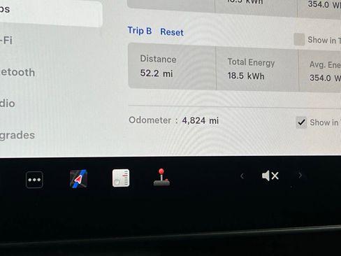 Used 2023 Tesla Model Y Long Range image 14