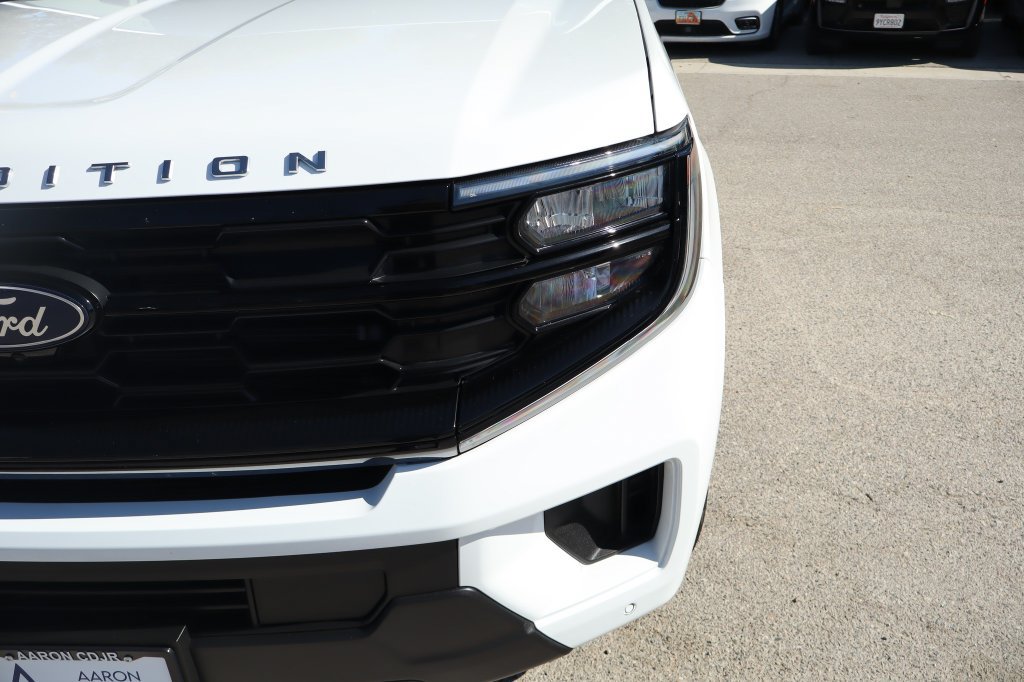 Used 2025 Ford Expedition Active AWD/4WD image 8