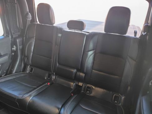 Used 2023 Jeep Gladiator Overland w/ Cold Weather Group image 22