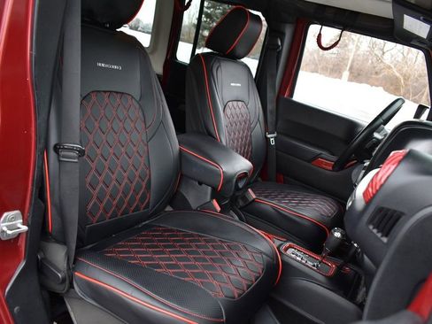 Used 2012 Jeep Wrangler Unlimited Sport image 29