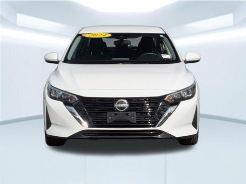 Used 2024 Nissan Sentra S image 12