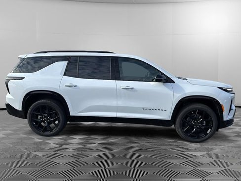 New 2026 Chevrolet Traverse RS image 8