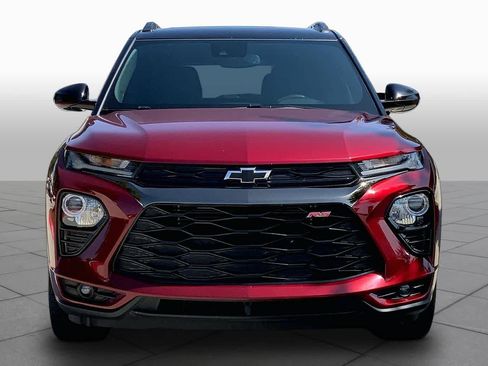 Used 2023 Chevrolet TrailBlazer RS w/ Sun and Liftgate Package FWD image 4