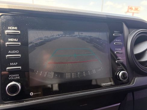 Used 2020 Toyota Tacoma SR w/ SR Convenience Package RWD image 17