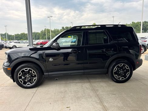 Certified 2025 Ford Bronco Sport Outer Banks w/ Outer Banks Tech Package+ AWD/4WD image 4