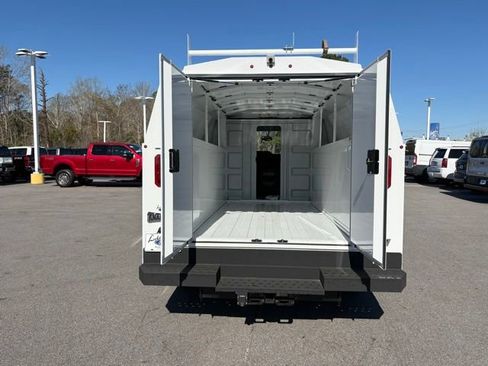 New 2025 Ford E-350 and Econoline 350 Super Duty w/ Power Equipment Group image 22