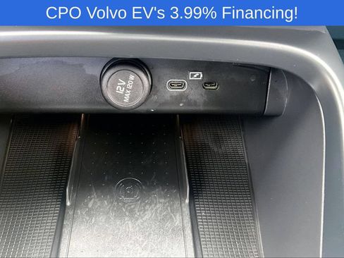 Used 2023 Volvo XC40 Recharge Plus AWD/4WD image 34