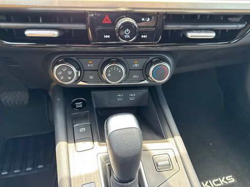 New 2026 Nissan Kicks S FWD image 28
