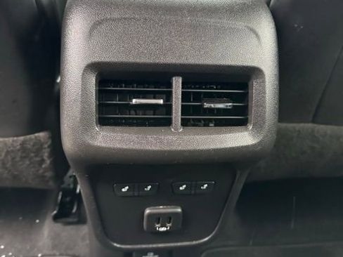 Certified 2022 Chevrolet Equinox Premier image 37