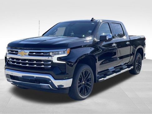 New 2026 Chevrolet Silverado 1500 LTZ w/ LTZ Premium Package AWD/4WD image 7