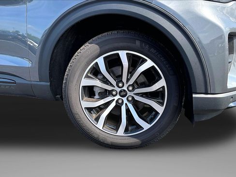 Used 2025 Ford Explorer ST-Line AWD/4WD image 9