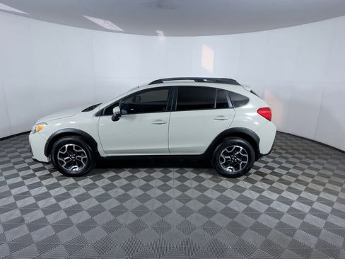 Used 2016 Subaru Crosstrek 2.0i Limited image 5