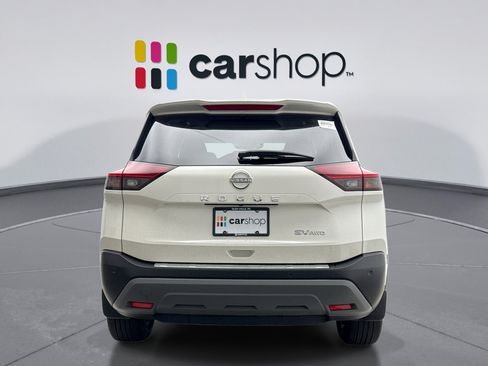 Used 2023 Nissan Rogue SV w/ SV Premium B Package AWD/4WD image 4