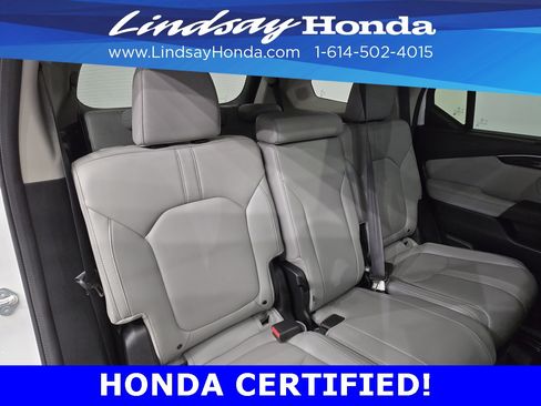 Certified 2024 Honda Pilot Touring image 8