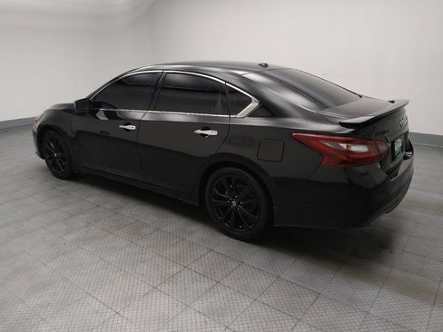 Used 2018 Nissan Altima 2.5 SR w/ SR Midnight Edition image 3