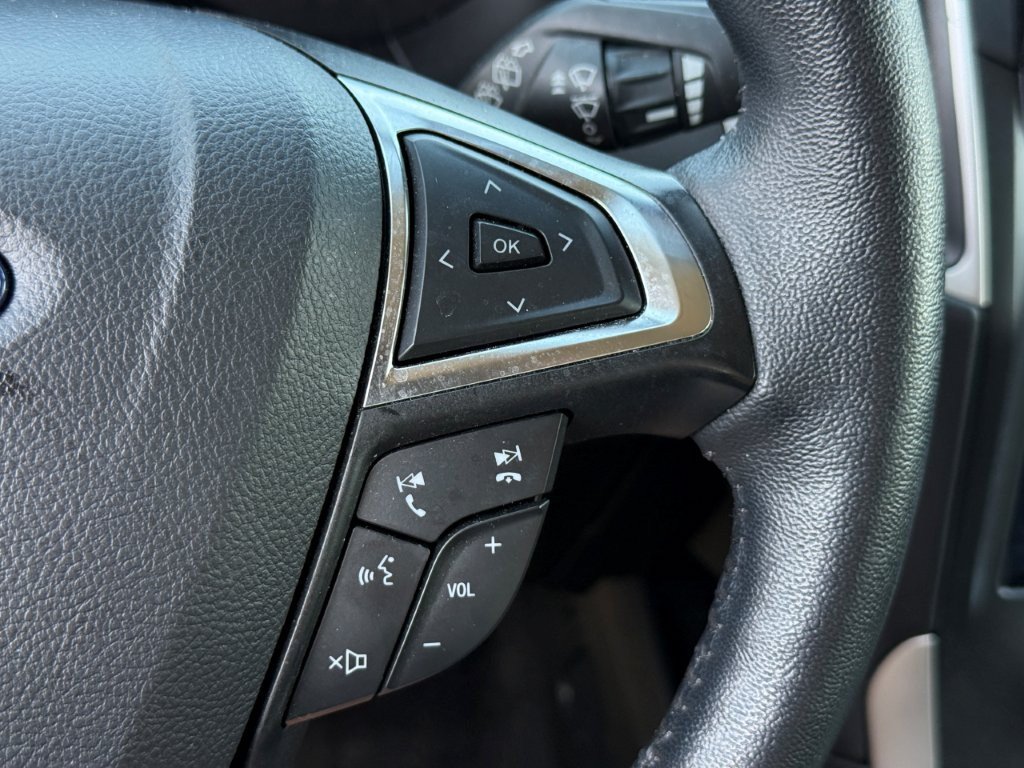 Used 2024 Ford Edge SEL w/ Convenience Package AWD/4WD image 32