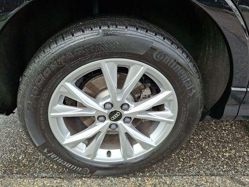 Certified 2025 Audi Q3 2.0T Premium Plus w/ Premium Plus Package image 8