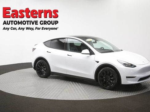 Used 2021 Tesla Model Y Long Range AWD/4WD image 44