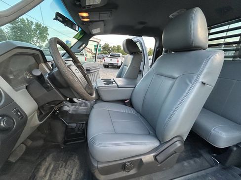 Used 2012 Ford F550 4x4 SuperCab Super Duty w/ XL Value Pkg image 19
