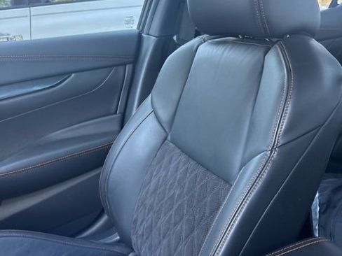 Used 2021 Nissan Maxima SR w/ Sport Mat Group image 7