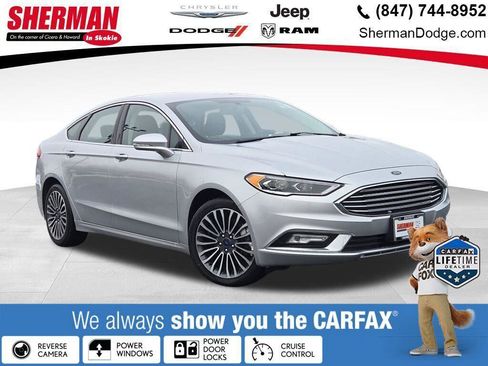 Used 2017 Ford Fusion SE w/ Fusion SE Technology Package image 1