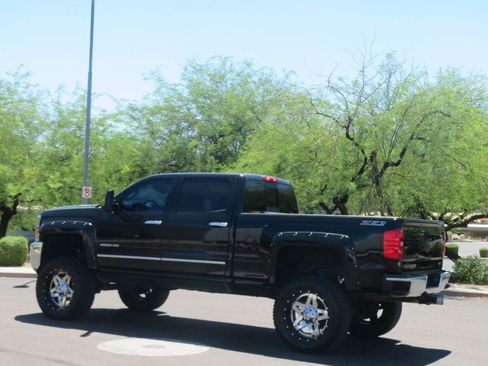 Used 2015 Chevrolet Silverado 2500 LTZ w/ Duramax Plus Package AWD/4WD image 5