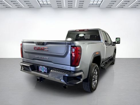 Used 2025 GMC Sierra 3500 SLT AWD/4WD image 2