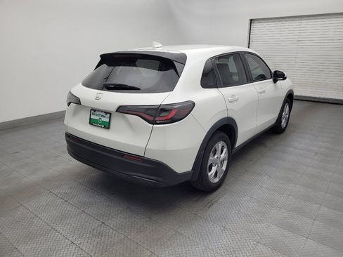 Used 2023 Honda HR-V LX image 9