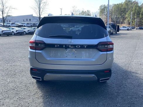 New 2026 Honda Pilot EX-L image 7