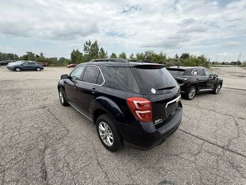 Used 2017 Chevrolet Equinox LT w/ Convenience Package FWD image 3