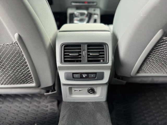 Used 2022 Audi Q5 2.0T Premium Plus AWD/4WD image 27